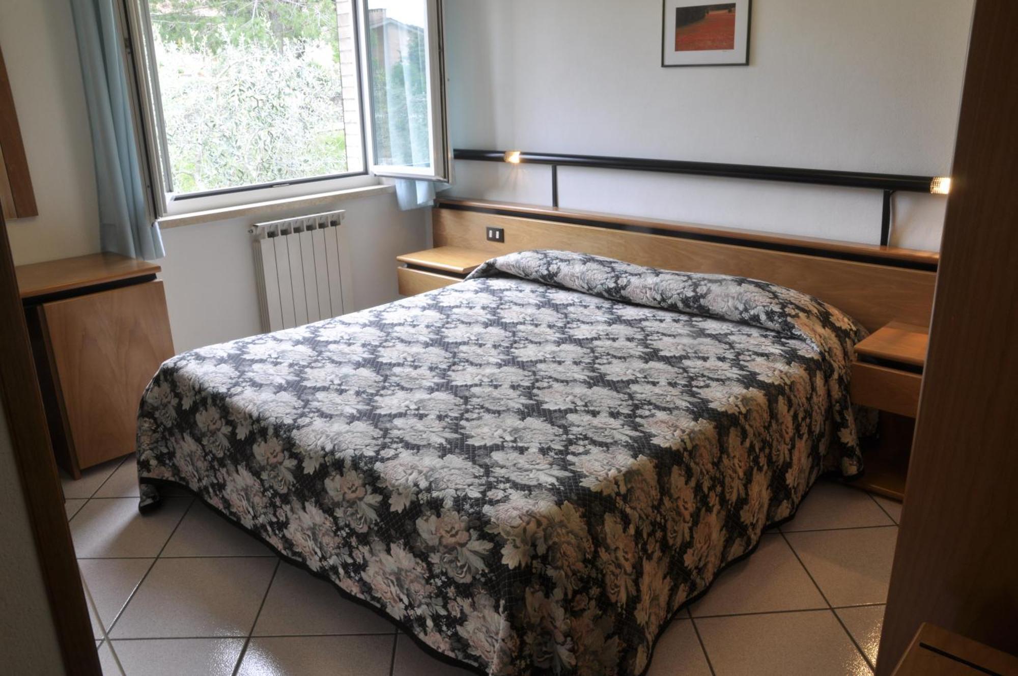 Albergo Di Мурло Экстерьер фото